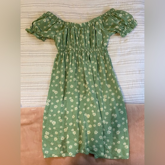 green sundress with small white daisies. it can be worn off or on the shoulder - Picture 3 of 4